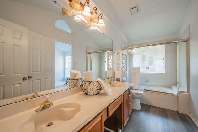 4631 Essex Drive, Grand Prairie, TX 75052