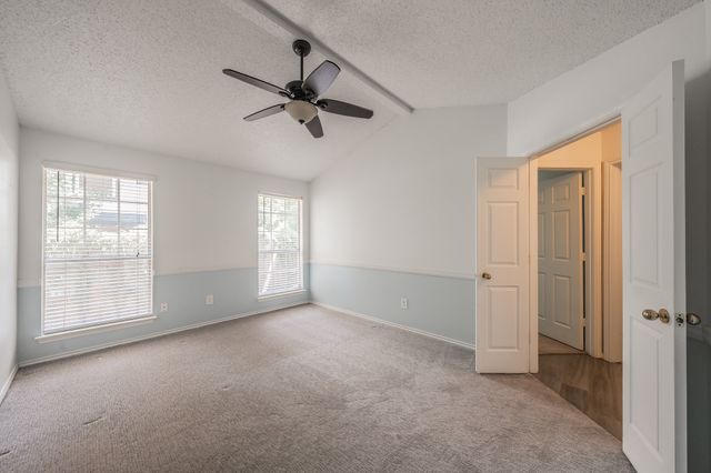 4631 Essex Drive, Grand Prairie, TX 75052