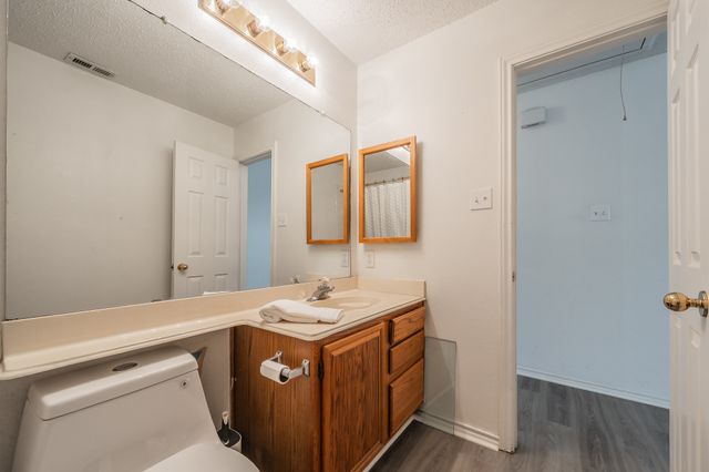 4631 Essex Drive, Grand Prairie, TX 75052