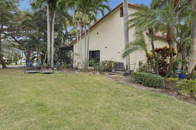 10272 Hidden Springs Court, Boca Raton, FL 33498