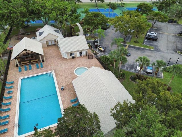 10272 Hidden Springs Court, Boca Raton, FL 33498