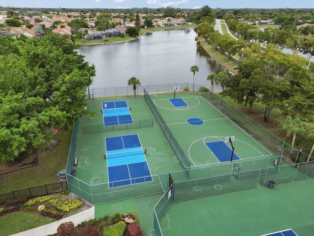 10272 Hidden Springs Court, Boca Raton, FL 33498