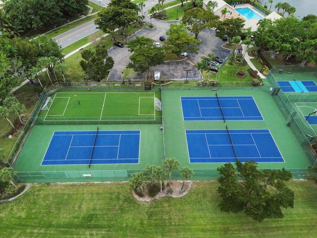 10272 Hidden Springs Court, Boca Raton, FL 33498