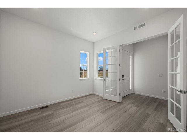 3789 Emerald Shore Cir, Loveland, CO 80538