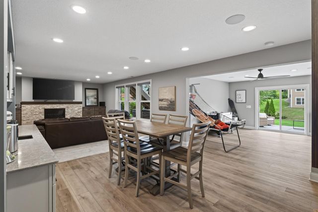 11138 Stillwater Lane, Woodbury, MN 55129