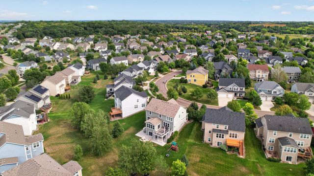 11138 Stillwater Lane, Woodbury, MN 55129