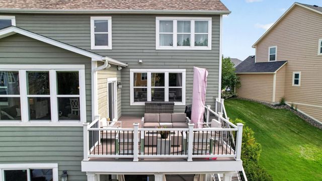 11138 Stillwater Lane, Woodbury, MN 55129
