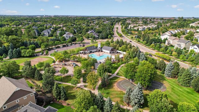 11138 Stillwater Lane, Woodbury, MN 55129