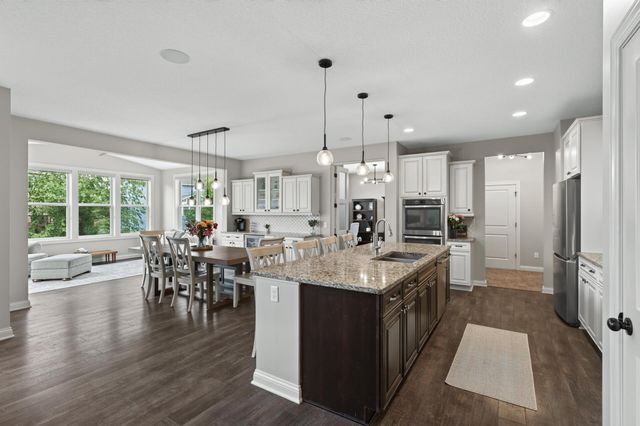 11138 Stillwater Lane, Woodbury, MN 55129
