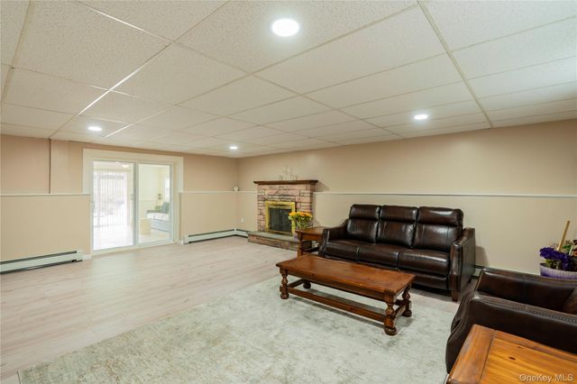 323 Freetown Highway, Wallkill, NY 12589