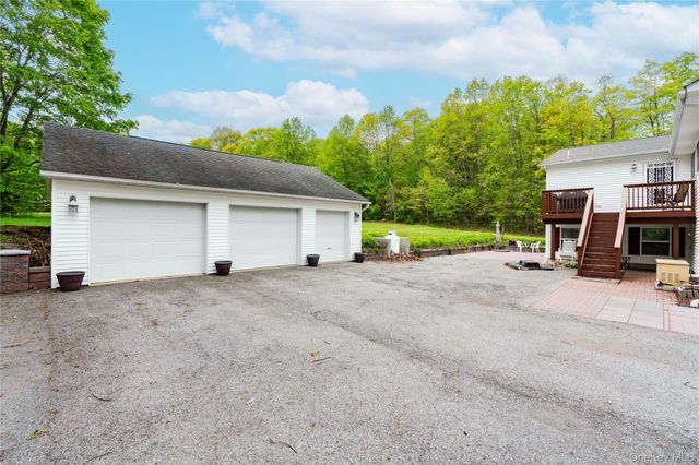 323 Freetown Highway, Wallkill, NY 12589