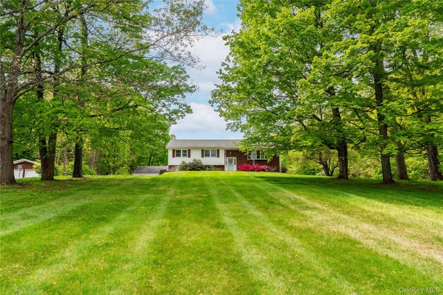 323 Freetown Highway, Wallkill, NY 12589