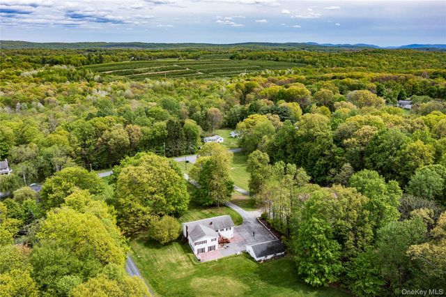 323 Freetown Highway, Wallkill, NY 12589