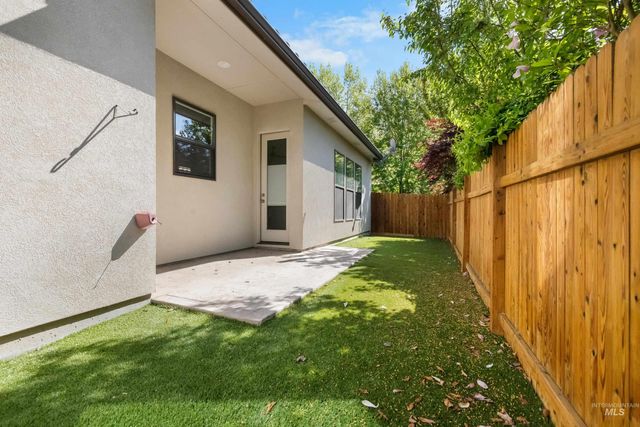1211 E Spinnaker, Boise, ID 83706