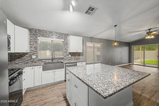 21248 N 88TH Lane, Peoria, AZ 85382