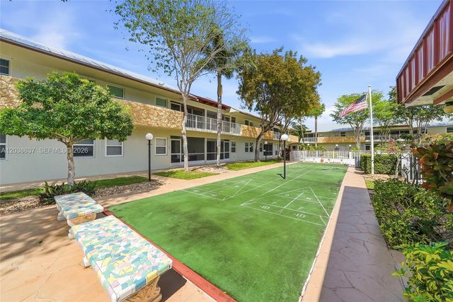 860 SE 6 Avenue 311, Deerfield Beach, FL 33441