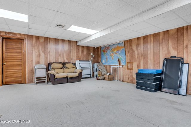 429 Rose Court, Lakewood, NJ 08701