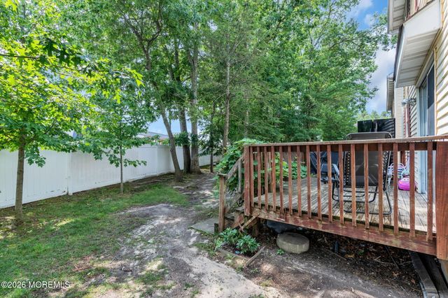 429 Rose Court, Lakewood, NJ 08701