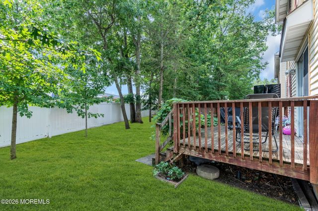 429 Rose Court, Lakewood, NJ 08701