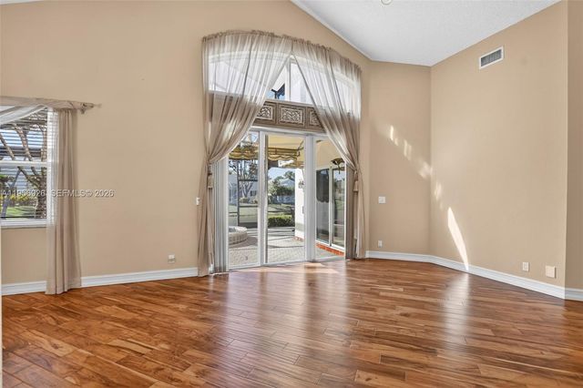 23331 Feather Palm Ct, Boca Raton, FL 33433