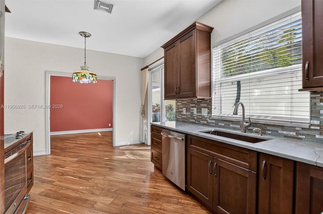 23331 Feather Palm Ct, Boca Raton, FL 33433