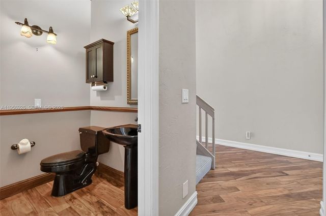 23331 Feather Palm Ct, Boca Raton, FL 33433