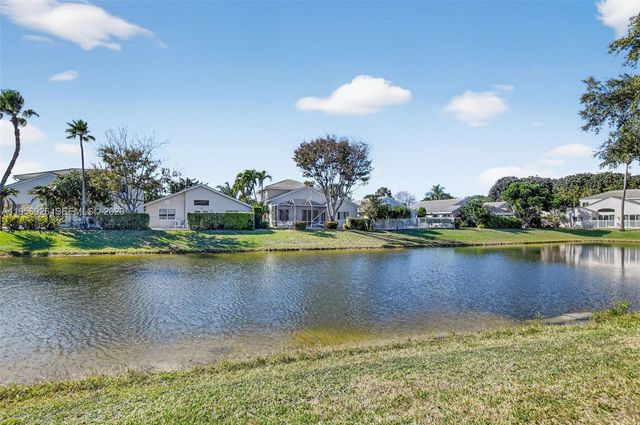 23331 Feather Palm Ct, Boca Raton, FL 33433