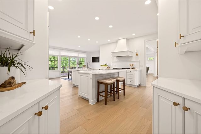 37 Turning Leaf Drive, Pittsford, NY 14534