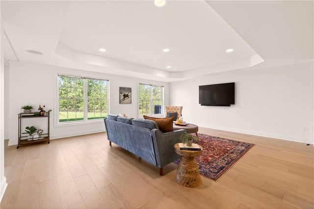 37 Turning Leaf Drive, Pittsford, NY 14534