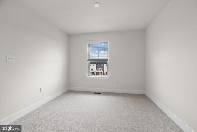 1816 SMITH ISLAND RD, Baltimore, MD 21244