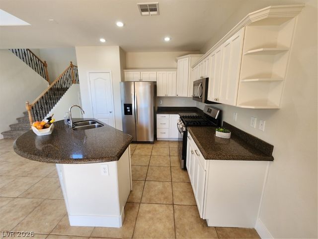 716 Sharon Hills Street, Henderson, NV 89052