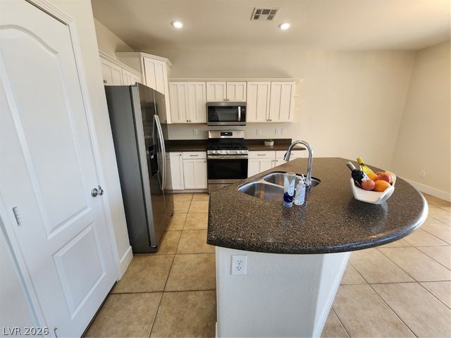 716 Sharon Hills Street, Henderson, NV 89052