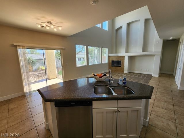 716 Sharon Hills Street, Henderson, NV 89052