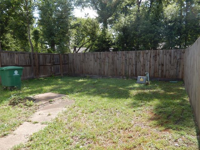 13831 Northlake Drive, Houston, TX 77049