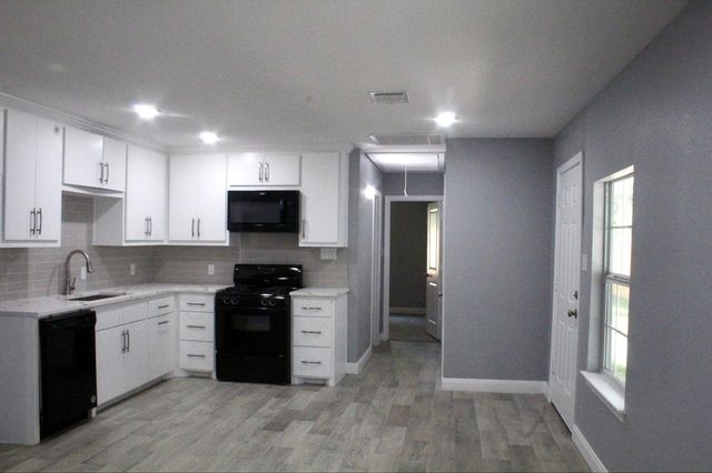 13831 Northlake Drive, Houston, TX 77049