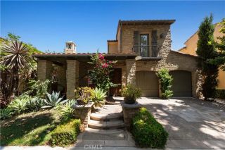 52 Winding Way, Irvine, CA 92620