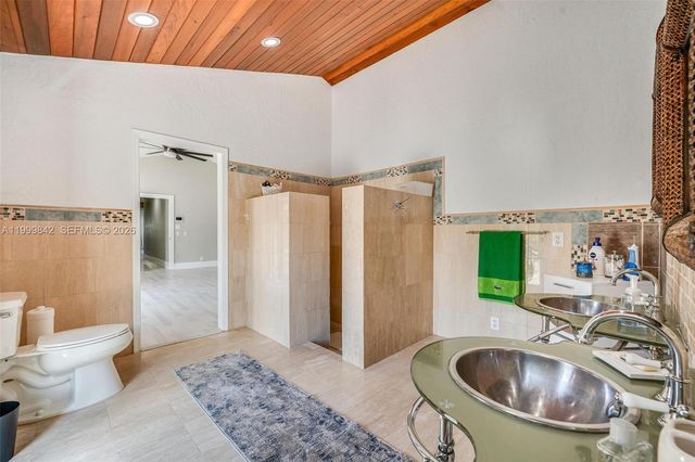 6252 NW 65th Ter, Parkland, FL 33067