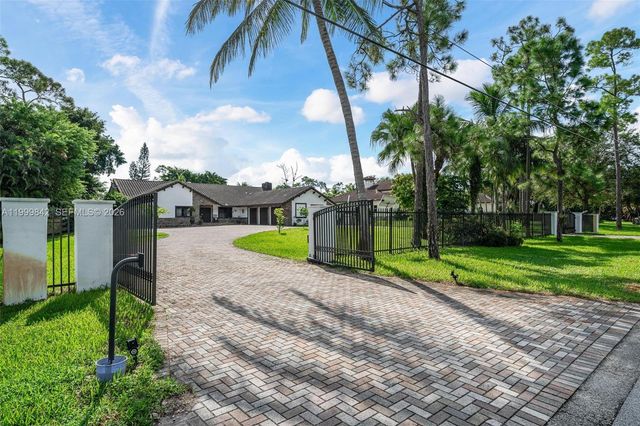6252 NW 65th Ter, Parkland, FL 33067