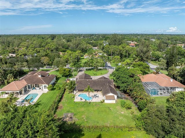 6252 NW 65th Ter, Parkland, FL 33067