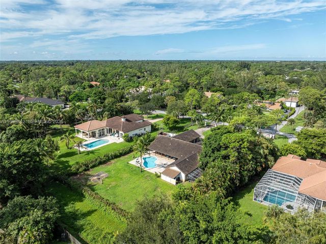 6252 NW 65th Ter, Parkland, FL 33067