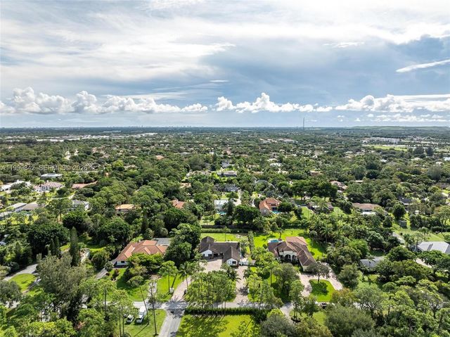 6252 NW 65th Ter, Parkland, FL 33067