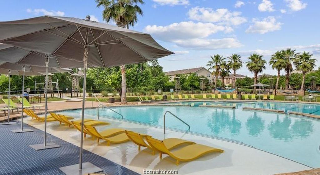 1725 Harvey Mitchell Parkway S 1333, College Station, TX 77840 — photo 2
