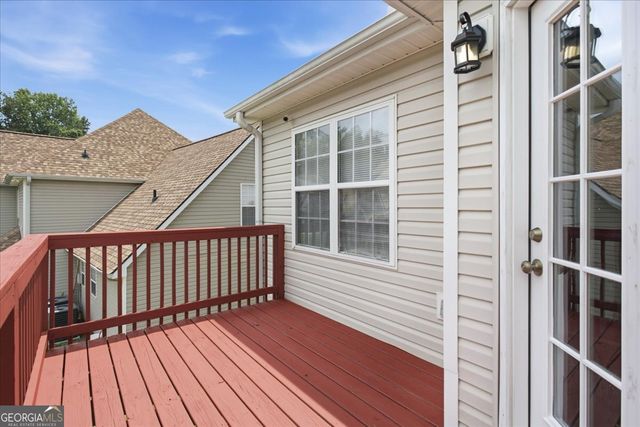 8039 Mustang Lane, Riverdale, GA 30274