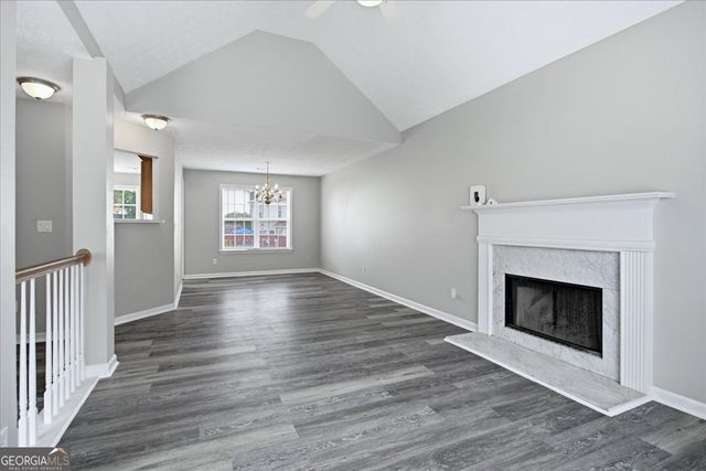 8039 Mustang Lane, Riverdale, GA 30274