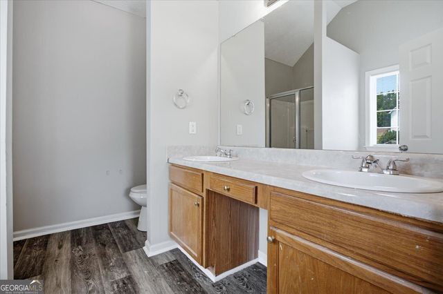 8039 Mustang Lane, Riverdale, GA 30274