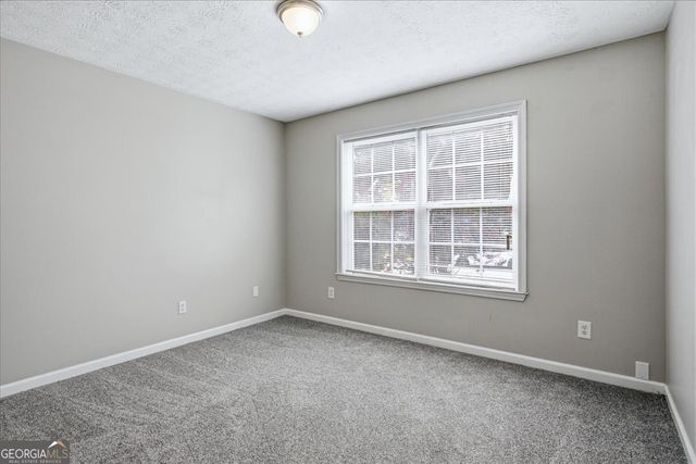 8039 Mustang Lane, Riverdale, GA 30274