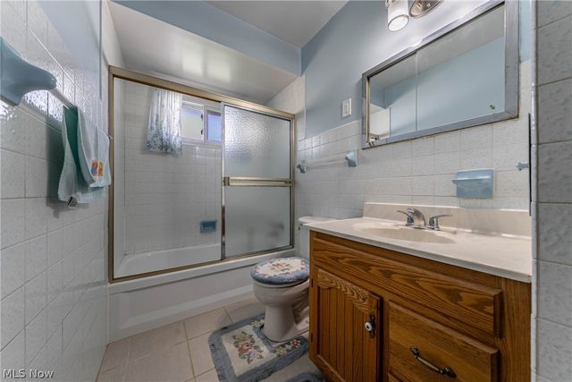 5884 Michael Drive, Brook Park, OH 44142