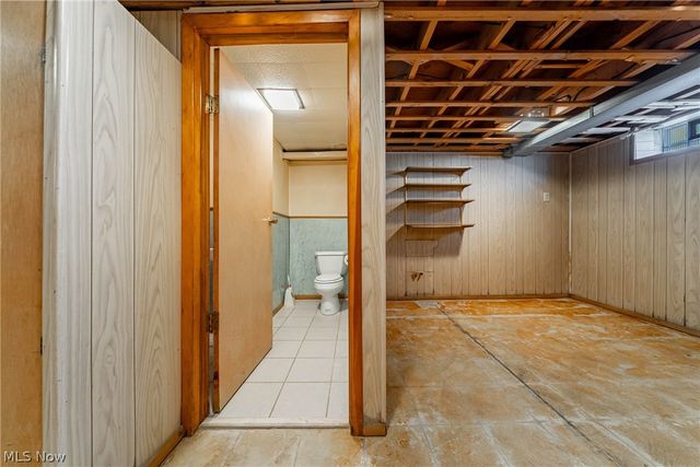 5884 Michael Drive, Brook Park, OH 44142