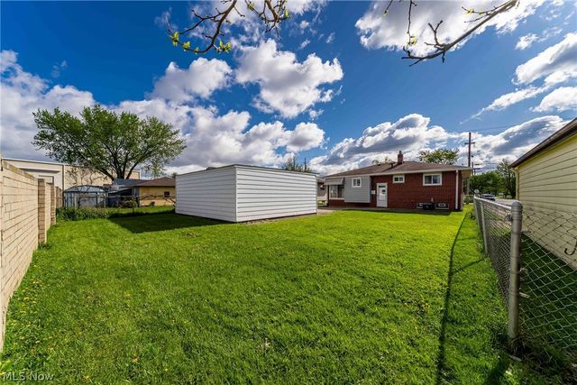 5884 Michael Drive, Brook Park, OH 44142