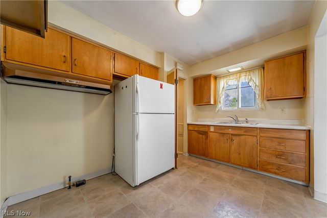 5884 Michael Drive, Brook Park, OH 44142